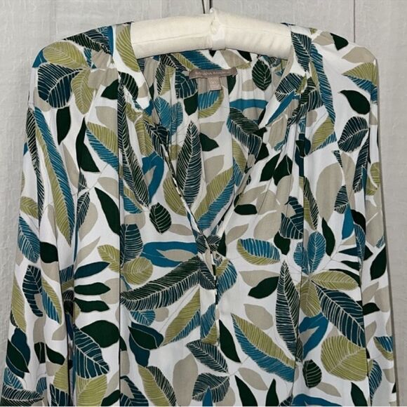 BR XL Beautiful White Green Cream Tropical Leaf Print Long Sleeve Blouse - Picture 7 of 16